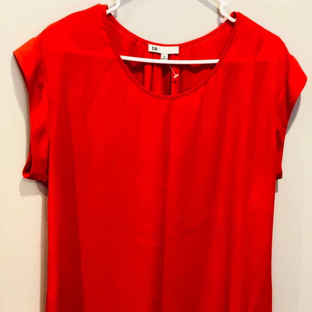 DR2 Size M Hot RED Short Sleeve